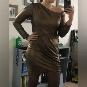 le chateau Dresses Le Chateau Gold Shimmery Dress Long Sleeve Size Large Poshmark
